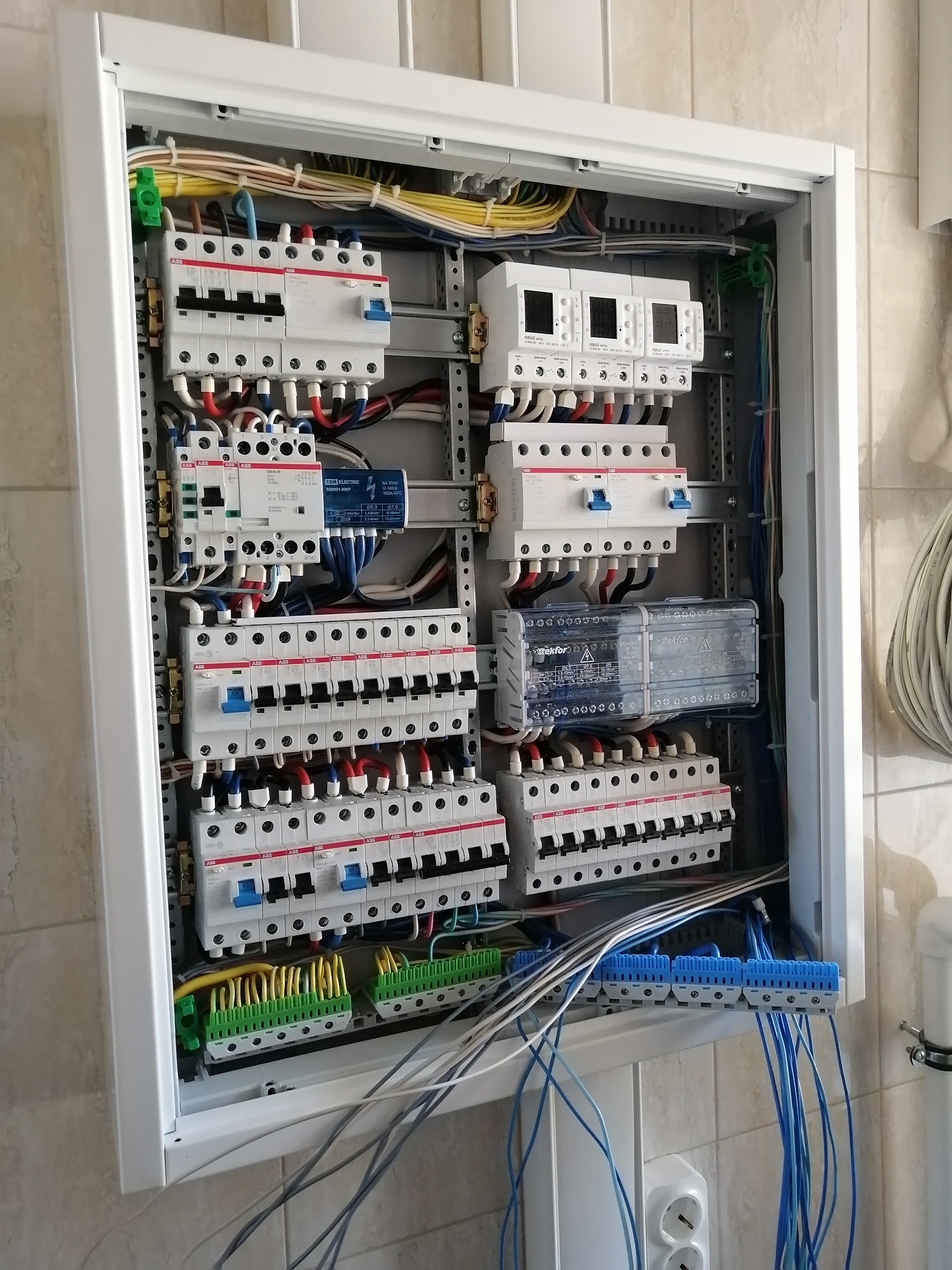 Электромонтаж