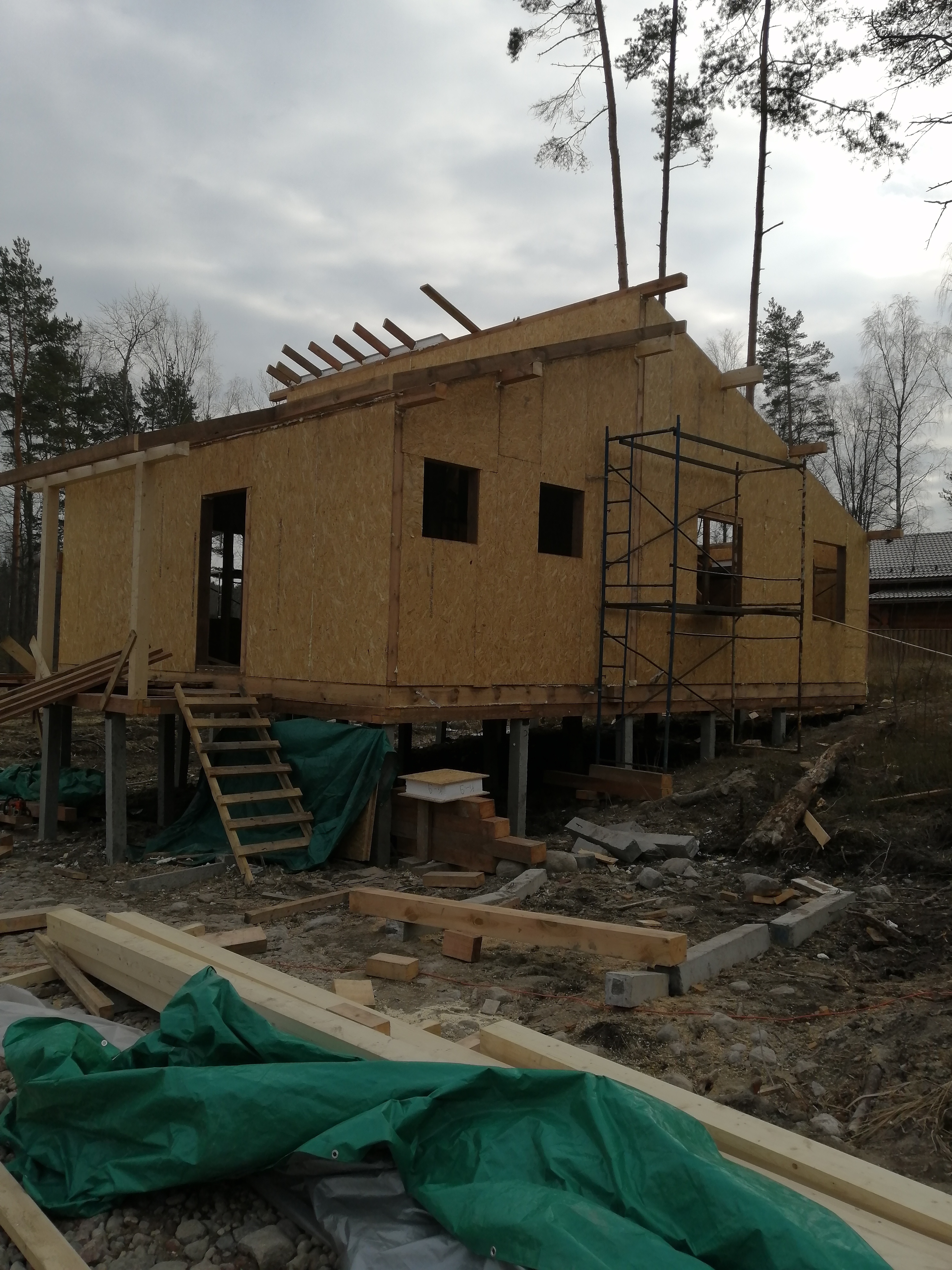 Возведения стен из SIP-панели 