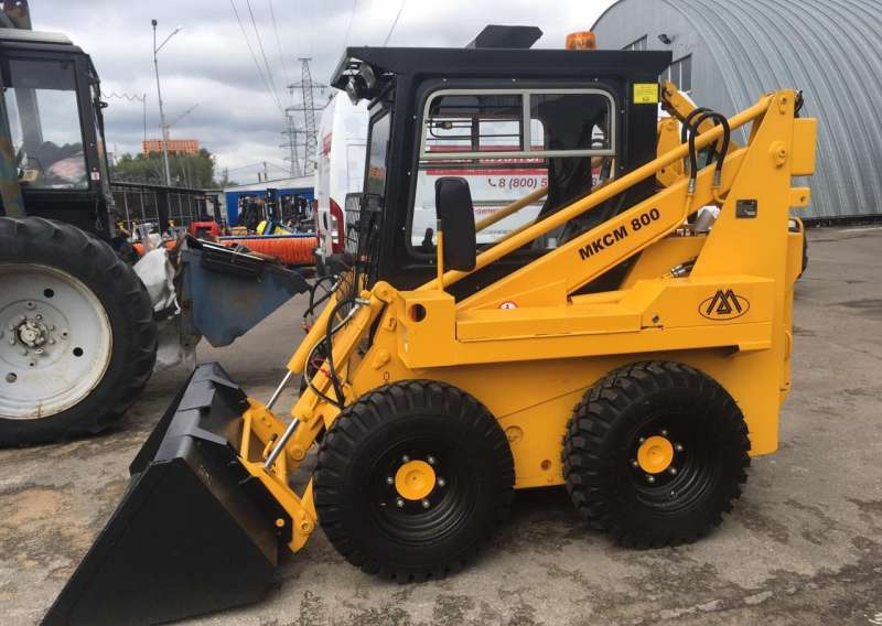 Мини - погрузчик