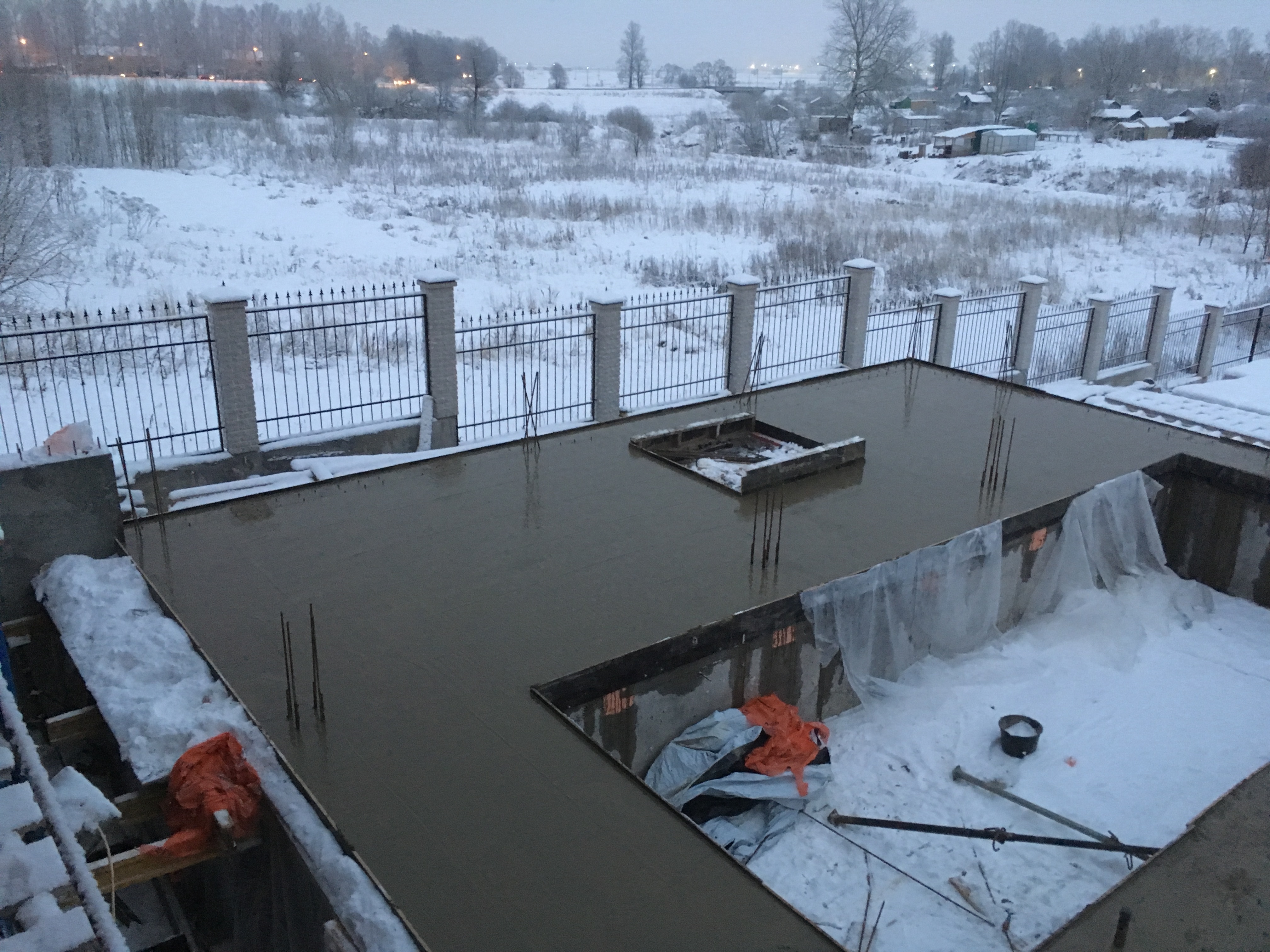 Монолитные чаши бассейнов